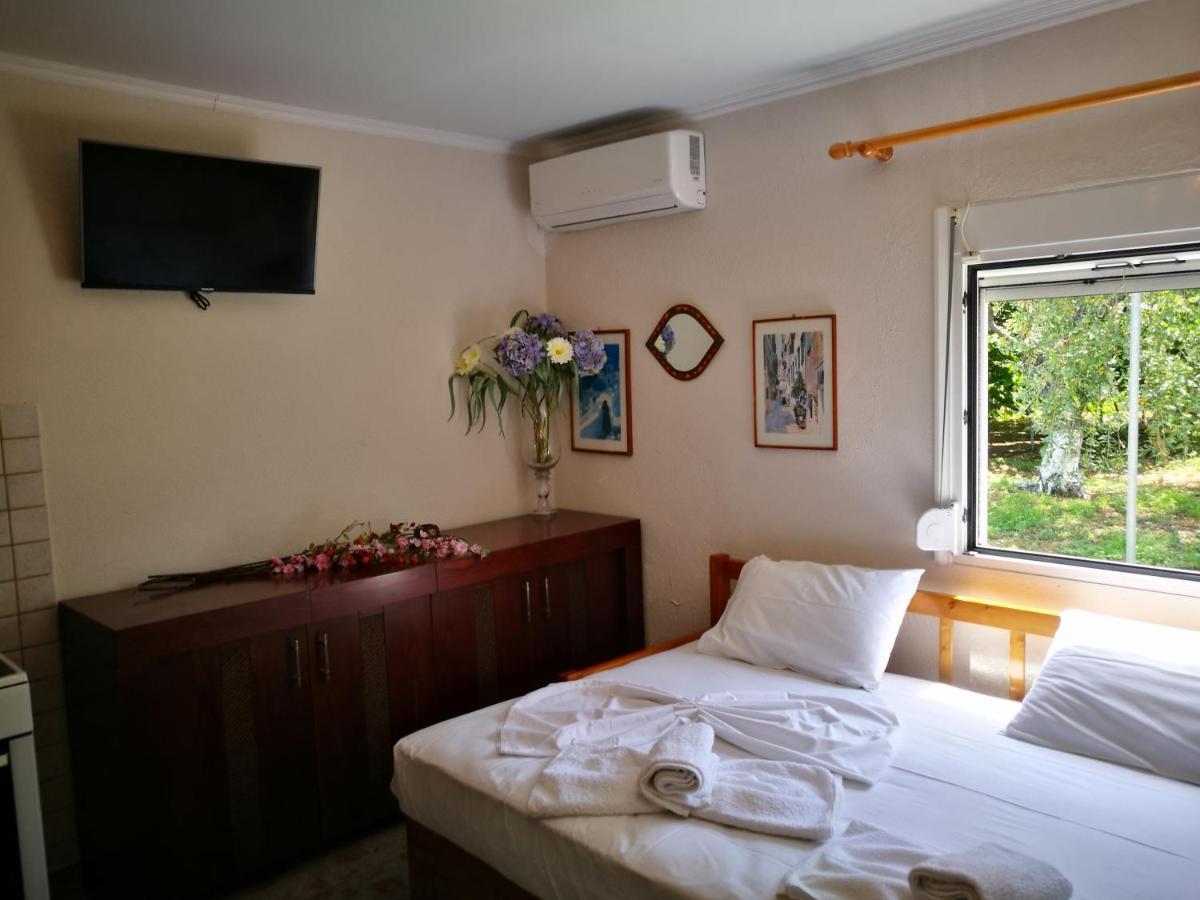 Cristi Apartments Skala Rachoni  Bagian luar foto