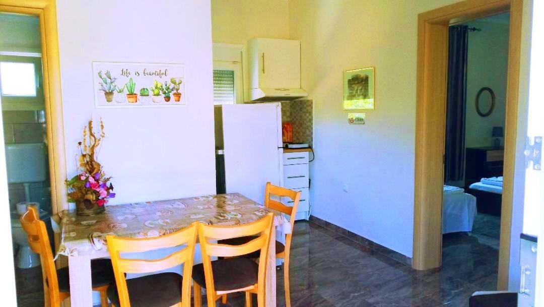 Cristi Apartments Skala Rachoni  Bagian luar foto